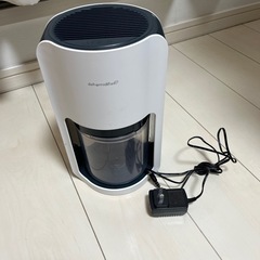 除湿機 dehumidifier