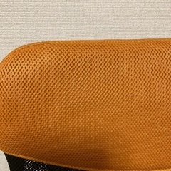 デスクチェア　オレンジ×黒の画像