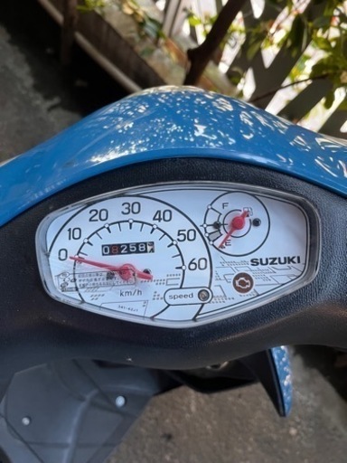 《今週金曜日17日まで早い者勝ち❗️❗️》中古原付SUZUKI のLet’s (ヘルメット付き)