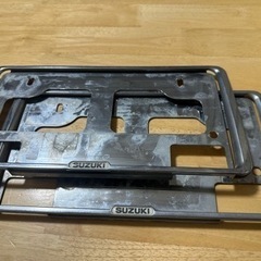 【決まりました】SUZUKI ナンバーフレーム