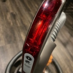 「現在お取引中」ダイソン　掃除機　手元スイッチを使いたい場合は電池交換？が必要かもの画像