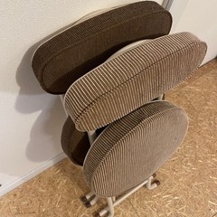 2脚セット折りたたみ椅子の画像