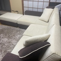 大人気のアルモニアのソファ売ります！の画像