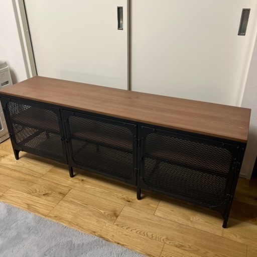 IKEA フィエルボ　テレビ台