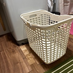 ランドリーカゴの画像