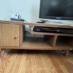 テレビ台の画像