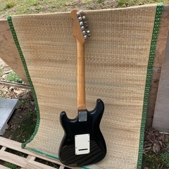 エレキギター　レジェンドの画像