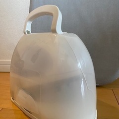 アイロンとアイロン台のセットの画像