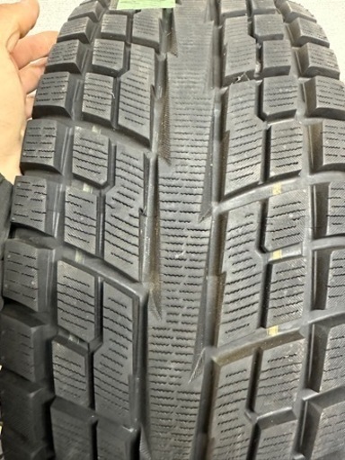ランクル　ハイラックス　クロカン車に！スタッドレス　265 70 16 バリ山