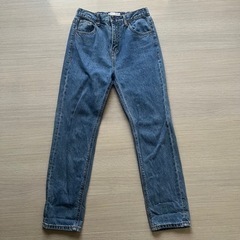 Stradivarius  ジーンズの画像