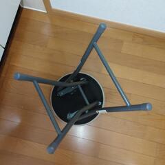 美品です。折り畳みイス　の画像