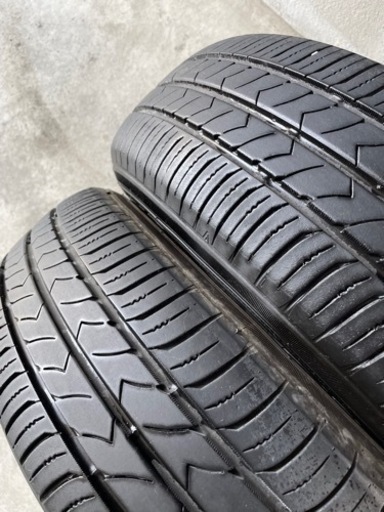 コンパクトカーに175/70R14バリ山アルミ４本セット