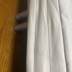 脚付マットレスシングルベッドの画像