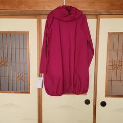 [決まりました]　エンジ色　ロングパーカー　新品未使　の画像