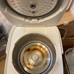 Haier 3合炊き　炊飯器の画像