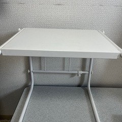 【引き渡し先決定】電子レンジ、トースター棚、黒い棚二つセット