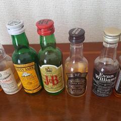 ミニチュア洋酒12本セットの画像