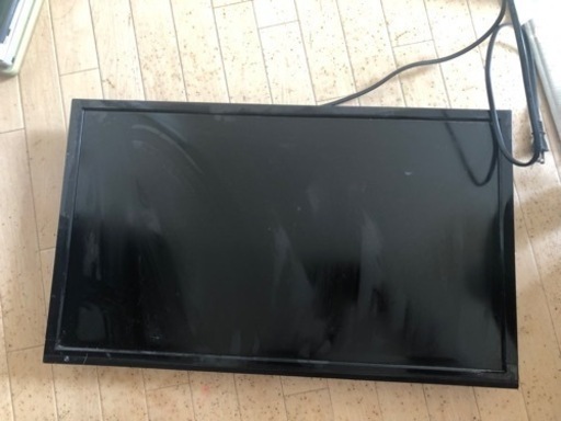 24型液晶テレビ　中古　傷あり
