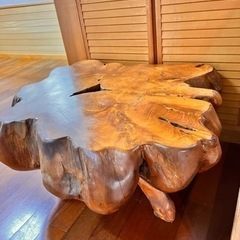 ☘️値下げしました。原木　木の根っこテーブル