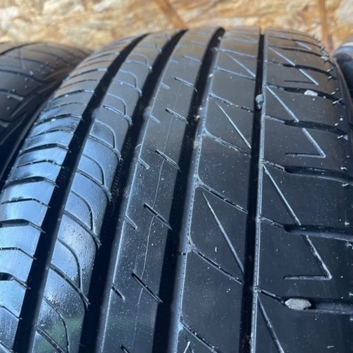 超極上タイヤ　DUNLOP ダンロップ　REMANS V 215/50R17 夏タイヤ　2021年製　17インチ　