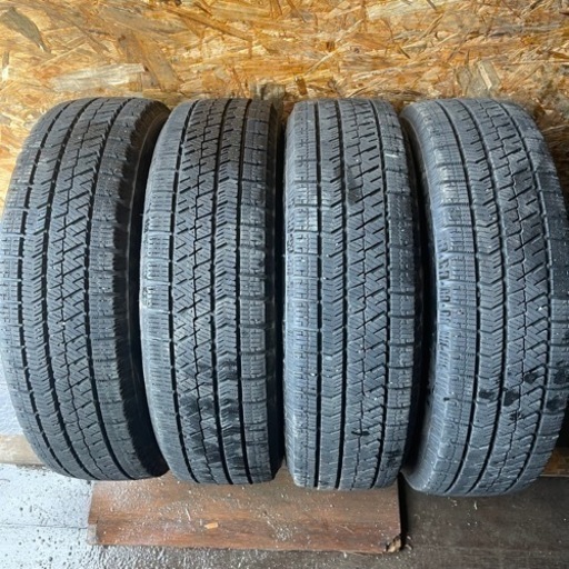 バリ山　BRIDGESTONE ブリヂストン　ブリジストン　VRX2 155/65R14 スタッドレス タイヤ　weds VELVA 