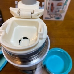 カーズ水筒　取引中の画像