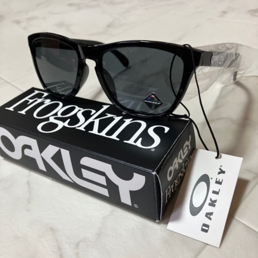 サングラス　オークリー　PRIZMレンズ