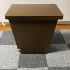 ニトリ ゴミ箱 30L ペダル式の画像