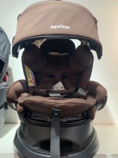 ■店頭引取限定■美品☆アップリカ　ISOFIXチャイルドシート　フラディアグロウDX♫定価75900円
