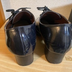 ネイビー 美品  靴   ローファー？ 23.5の画像