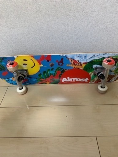 スケートボード　スケボー