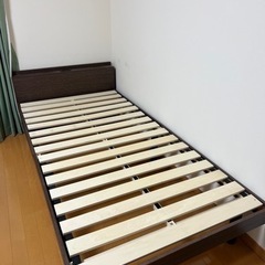 シングル ベッドフレーム 2口コンセント付 3段階高さ調整