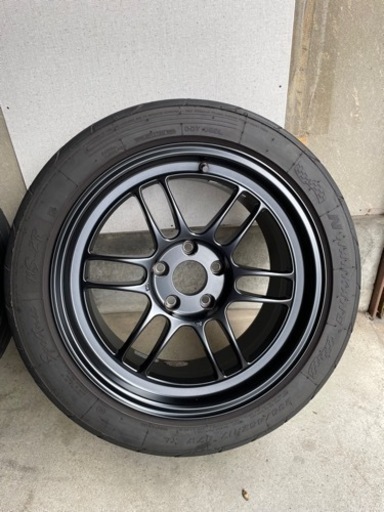 エンケイ　rpf1 17インチ　9.0j