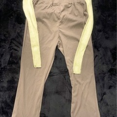 GU桜色の裾にスリット入りパンツLウエストゴムの画像