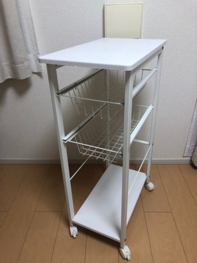 [お渡しする方決まりました]キャスター付きキッチンワゴン