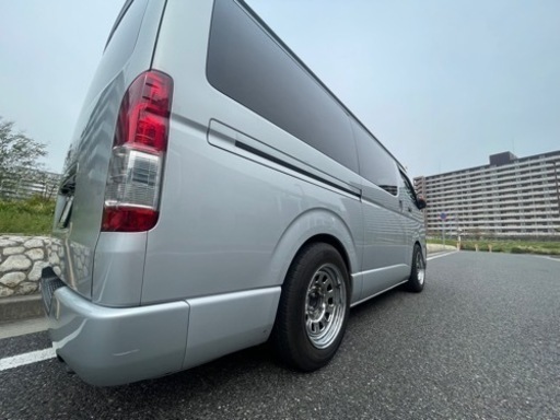 デイトナ　スチール　鉄　ホイール　ハイエース　ランクル　139.7 6穴　タイヤ1本パンクしてます。