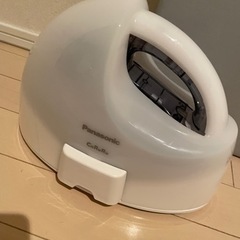 アイロン、アイロン台の画像