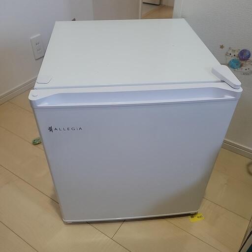 17日までの出品■小型冷蔵庫2020年製！使用期間一年ちょっと！46㍑