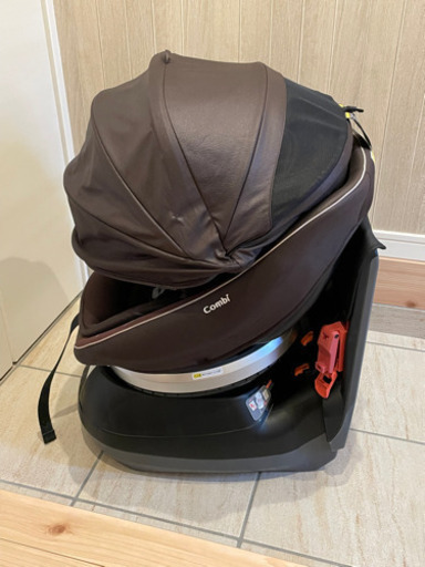 combi チャイルドシート