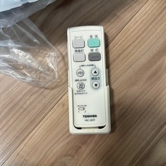 シーリングライトTOSHIBA リモコン付き の画像