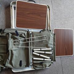 【引き取りに来てくださる方限定】DOD　アウトドア用折りたたみテーブルの画像