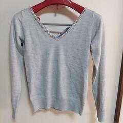 グレーのビジューニット Mサイズ 美品