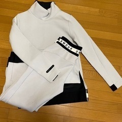値下げしました✨アンダーアーマー　スウェット　レディース　上下　