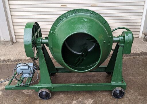 鹿児島発　日工　ポットミキサーNGM-2.5Bです。