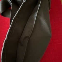 【値下げ！未使用品】ウエストポーチ　黒　体にフィット薄型　の画像
