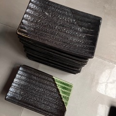 黒11枚 緑3枚  3月25日まで