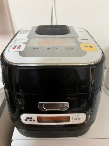 【取引中】炊飯器　アイリスオーヤマ　量り炊き3合