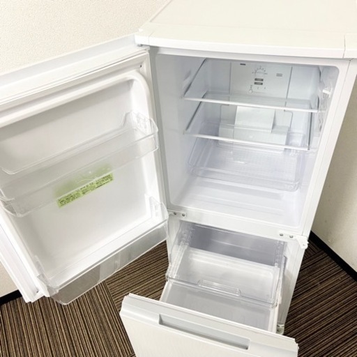 激安‼️付け替えどっちもドア21年製152L SHARP2ドア冷蔵庫SJ-15E8-KW?