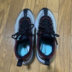 NIKE エアマックス