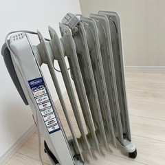 デロンギ　オイルヒーター　3〜8畳用の画像